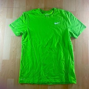 Nike Tshirt Athletic